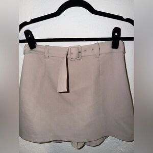 Abercrombie & Fitch Beige Taupe Belted Mini Skort Skirt Small Women’s